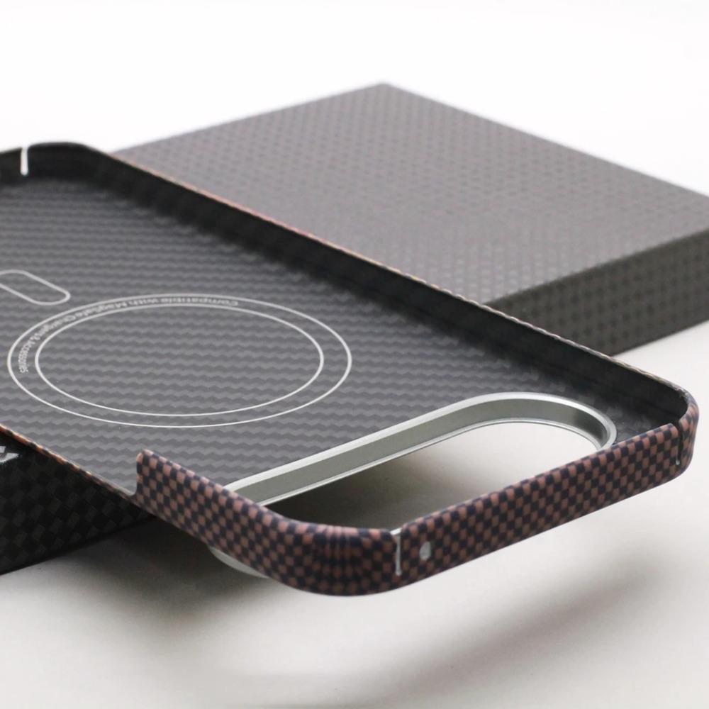 Matte Hartes Kohlefaser-Texturmuster Handyhülle für Google Pixel 10 Pro XL Ultradünne Aramidfaser Magnetisches kabelloses Laden Schutzhülle