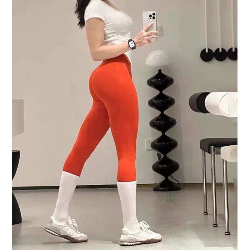 Seamless High-Waisted Yoga Pants, Peach Butt Fitness Pants, Women s Butt-Enhancing Pants, Tight-Fitting Butt-Lifting Pants for Sports Training Orange Peach Pants S
