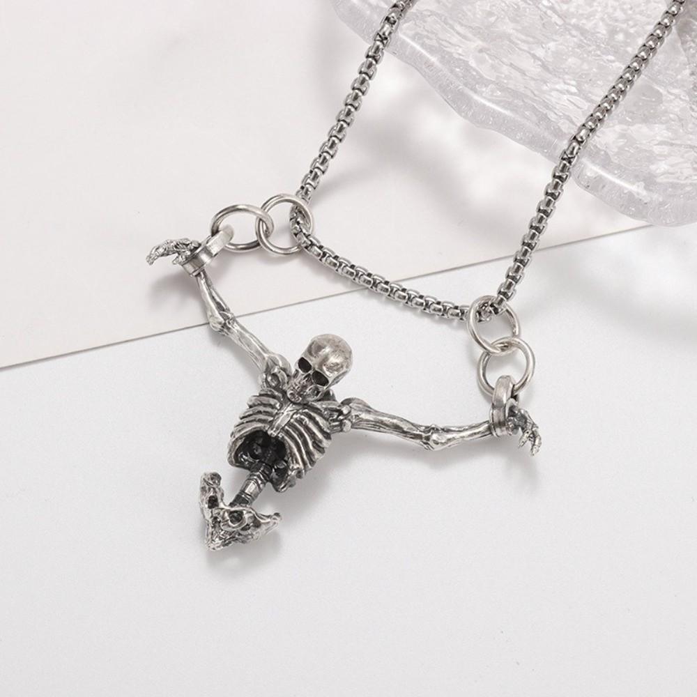 Gothic Men Necklace Zinc Zinc Alloy Clavicle Chain Simple Skull Head Pendent  Halloween