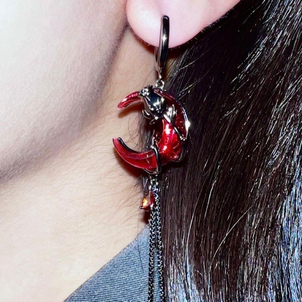 Vintage Red Moon Rose Pendant Earrings For Women Gothic Hip Hop Crystal Asymmetric Tassel Chain Earrings Jewelry Accessories