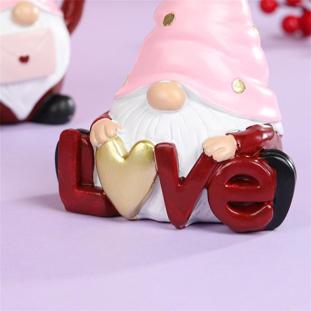 Valentine's Day Pygmalion Resin Centerpieces