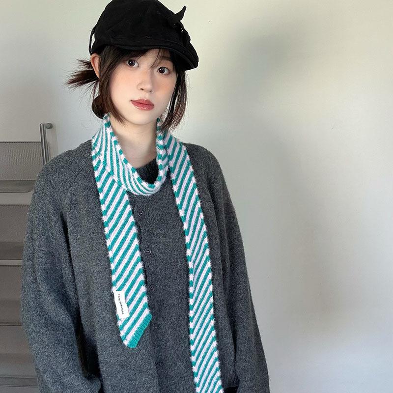 American Artistic Striped Sweet & Spicy Fashionable Women's Scarf for a Stylish Autumn & Winter Look