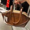Feminine Tote Shoulder Bag  Large Capacity Plutonium Leather  Retro Crossbody Casual Portable Bucket Bags