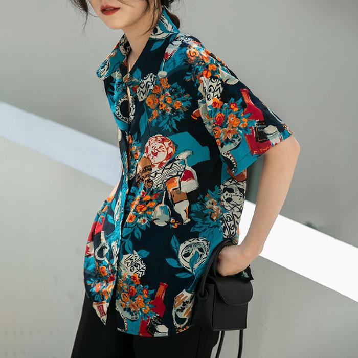 Ladies Summer Holiday Bohe Shirt - Oversized Short Sleeve Button Down Flower Printed Top for Casual Layering