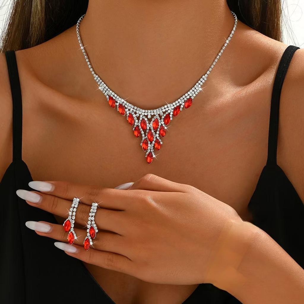 Ensemble Mariage Cristal Diamant Complet Collier Boucles d'Oreilles Bracelet Exquis Haut de Gamme Accessoires Collier de Robe