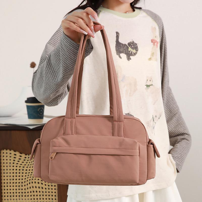 Fashionable, Stylish, Individualistic and High-quality Women's Single-shoulder Bag and Niche Underarm Bag