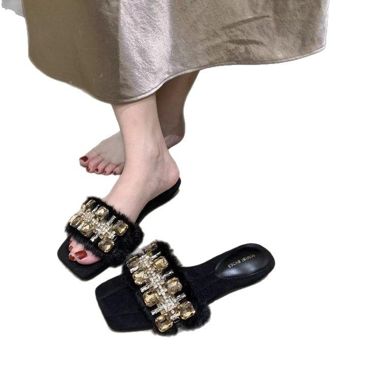 Soft Waxy and Easy To Wear! Milk Tea Apricot Rhinestone Cool Slippers Women's New Temperament Versatile Open-toed Fluffy Shoes In Summer 2025
