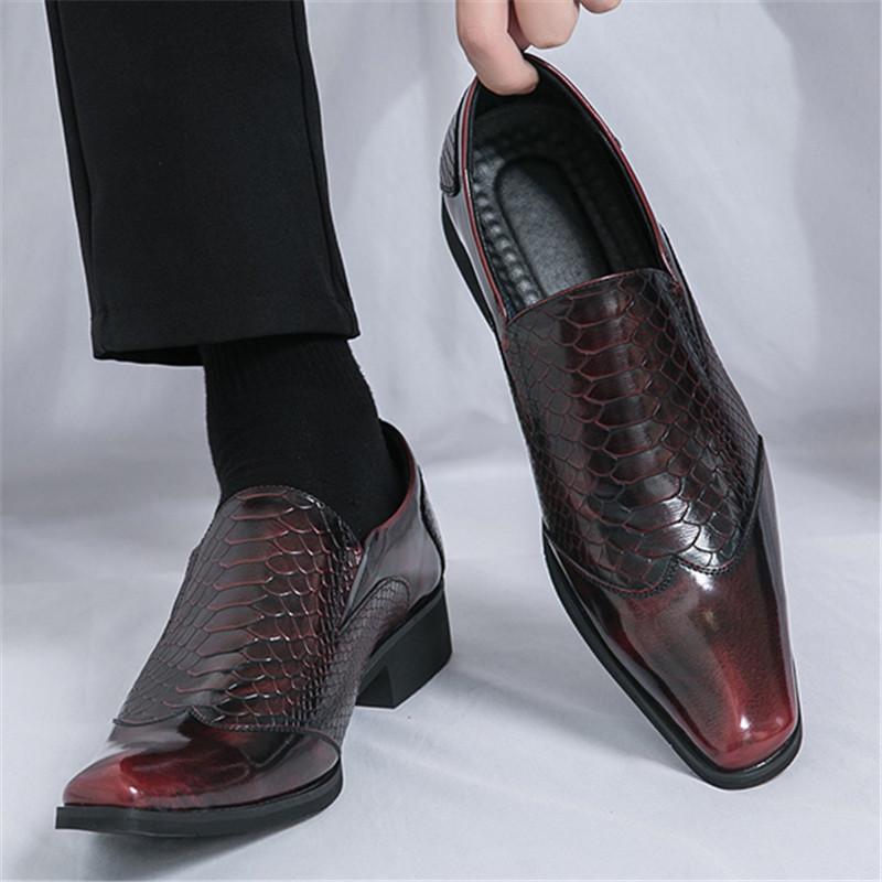 New Fashion Gentleman Alligator Pattern Slip On Shoes For Men Comfortable Wedding Dress Prom Formal Footwear Zapatos Hombre
