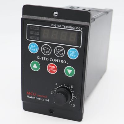 AC220V Einphasen-Eingang Dreiphasen-Ausgang Motortreiber-Frequenzumrichter mit T13-750W-12-H Vierstellige digitale Röhrenanzeige
