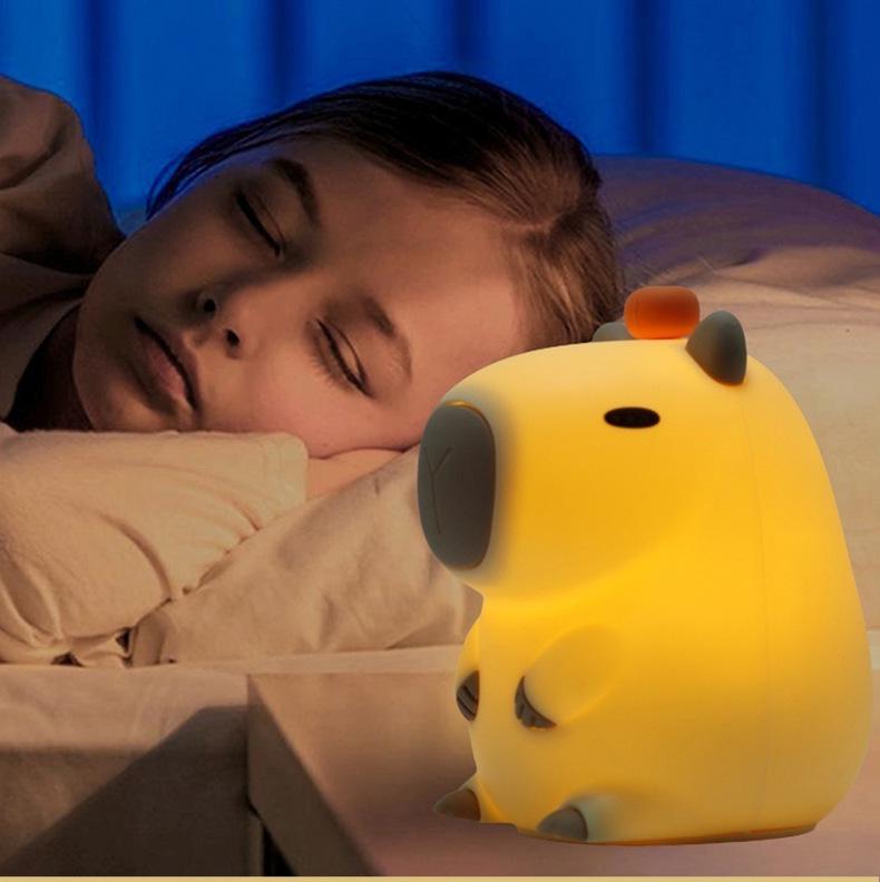 Capybara Silicone Night Light: Bedside Sleep Companion