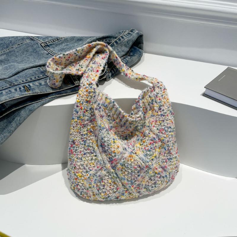 Gradual change of color retro cute knitted handbag women's shoulder bag woven clip wool autumn and winter new
