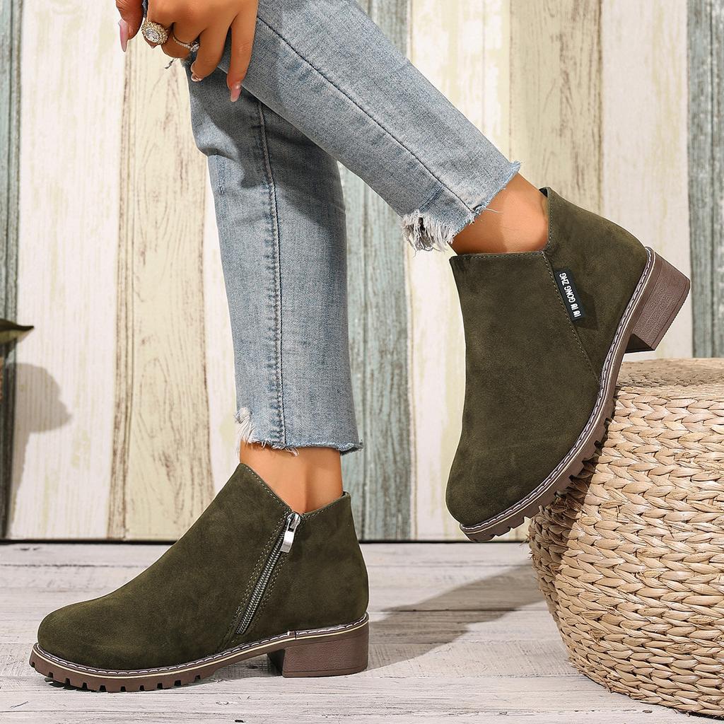 Fashion Autumn /Winter New Women's Short Boots 2025 Round Head Side and Bare Boots Square Heel Solid Color Large Size Women's Shoes