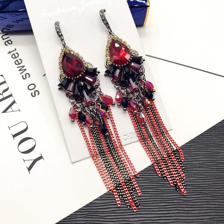Light Luxury Crystal Diamond Long Earrings, Retro Style Temperament Fringed Earrings, Versatile Stud Earrings with Accessories