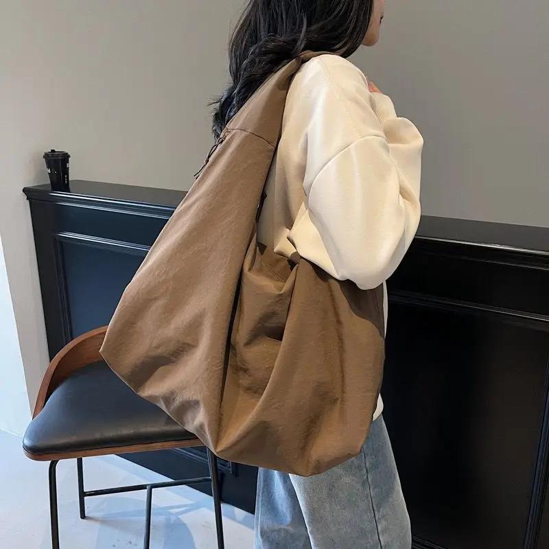 Lässige Nylon-Tragetasche für Damen Handtasche Umhängetasche mit Reißverschluss, Langlebig Leicht zu Reinigen für Pendeln, Arbeit, Reisen, Arbeit