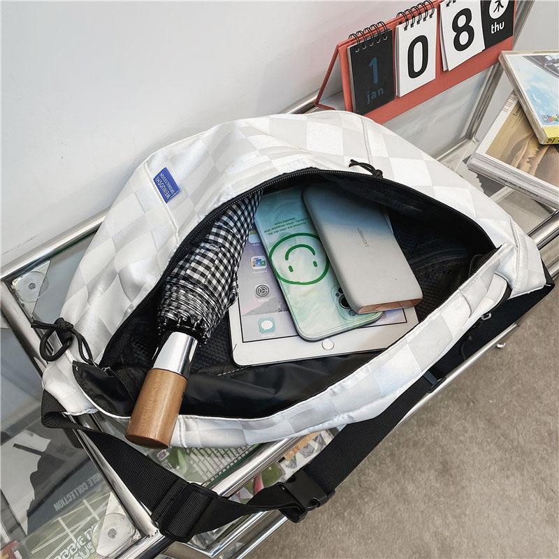 Große Hüfttaschen für Frauen, Unisex-Brusttasche, Street-Hip-Hop-Schulter-Crossbody, Outdoor-Sport, Gürteltasche, modisch