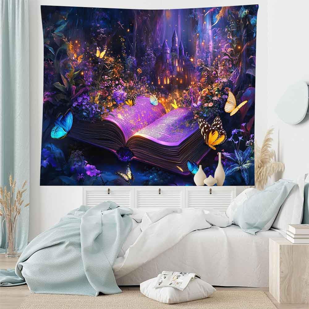 Arazzo Libro Aperto Fantasy, Stampa HD con Castello Magico, Farfalle e Fiori in Foresta Viola Scuro, Decorazione da Parete per Camera da Letto