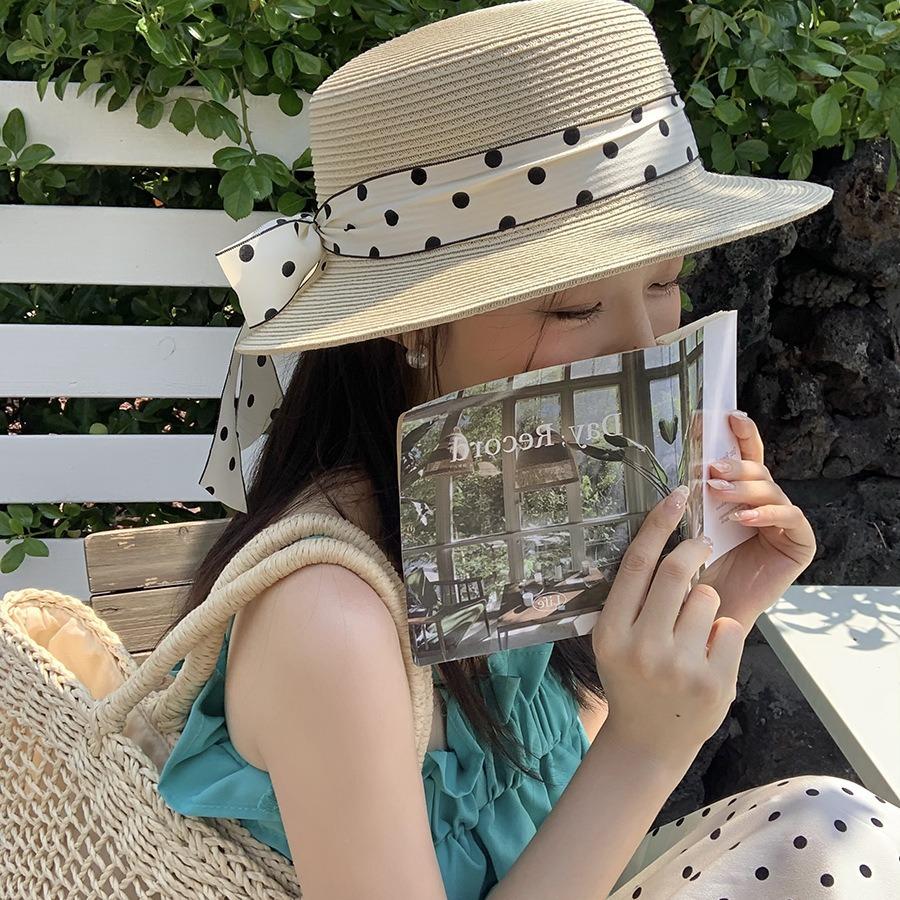 Women's French Sweet Polka Dot Ribbon Tied Sun Straw Hat Beach Vacation Style Photo Ambience Flat Top Sun Hat