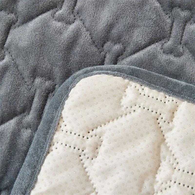 Thick Velvet Pets Pad Sofa Mat Anti-slip Plaid Dog Cat Kennel Couch Slipcover for Living Room Washable Bed Pad Protector Winter