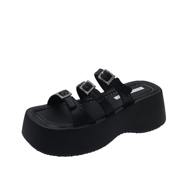 

Thick-soled muffin heightening small man belt buckle sandals women s 2025 summer outer season fashion design sense niche slippers 40