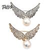 Women Clothes Accessory Rhinestone Angel Wing Brooch, Lapel Pin with Faux Daily Wear Brooch Pearl Pendant, Clothing Jewelry for Girls