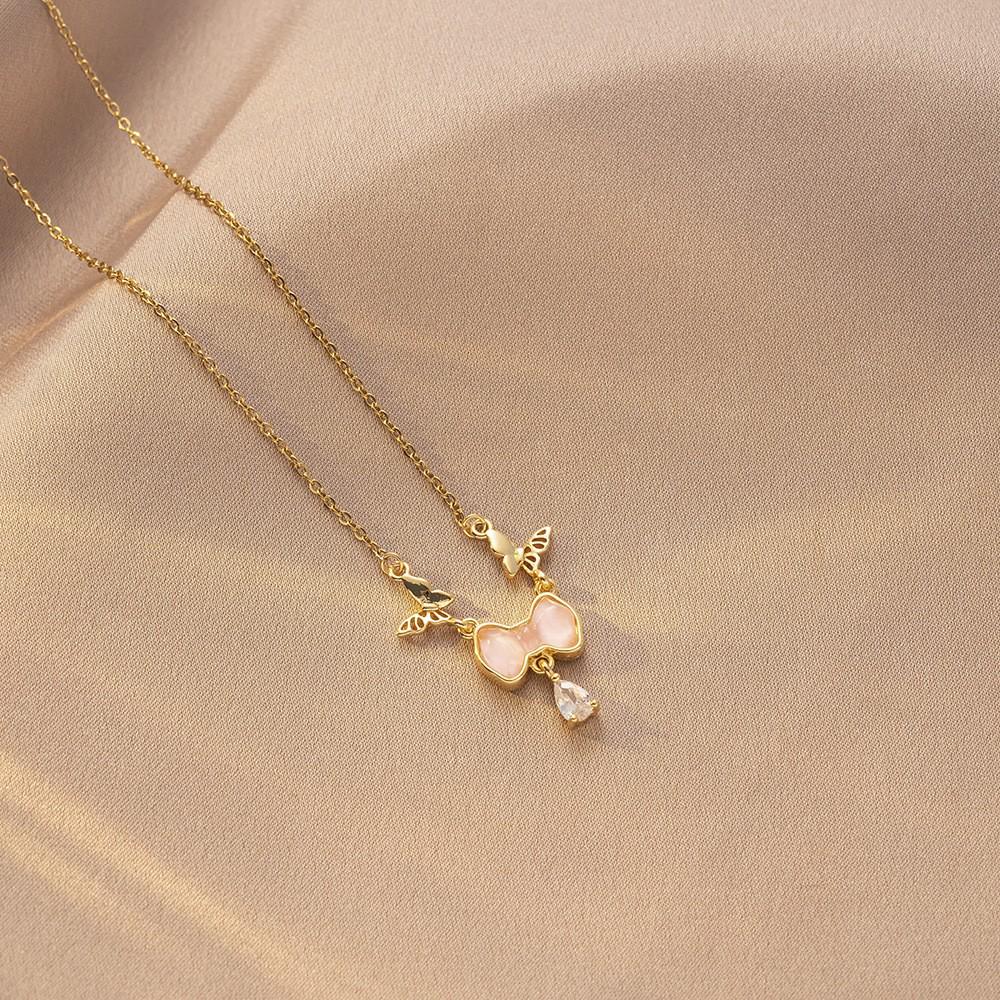 Women's Butterfly Zirconia Clavicle Necklace: Elegant, Fashionable, Titanium Steel Jewelry