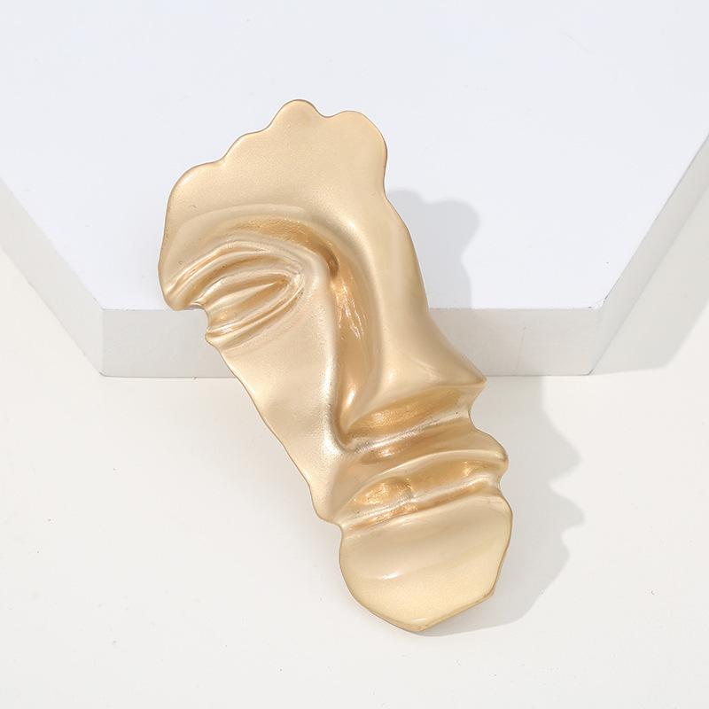 Thousands And Thousands Of People'S Avatar Brooch Gold Half Face Fashion Suit Accessories Women'S Pin