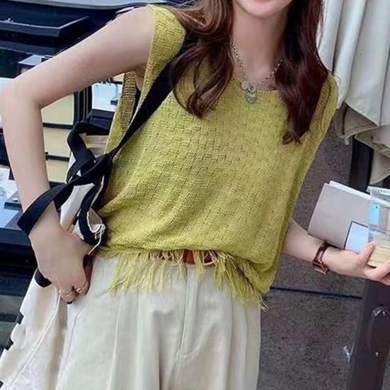

Women Vest Tops Round Neck Sleeveless Tassel Hem Tank Tops Solid Color Loose Fit Knitting чорний