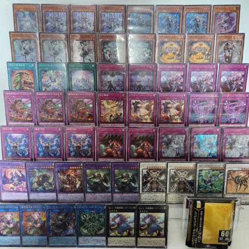 

[Deck Sale] Labyrinth Deck Pre-built Deck with Sleeves - Silver Princess of the Labyrinth Castle, Servant of the Silver Castle, Ariane, Servant of the