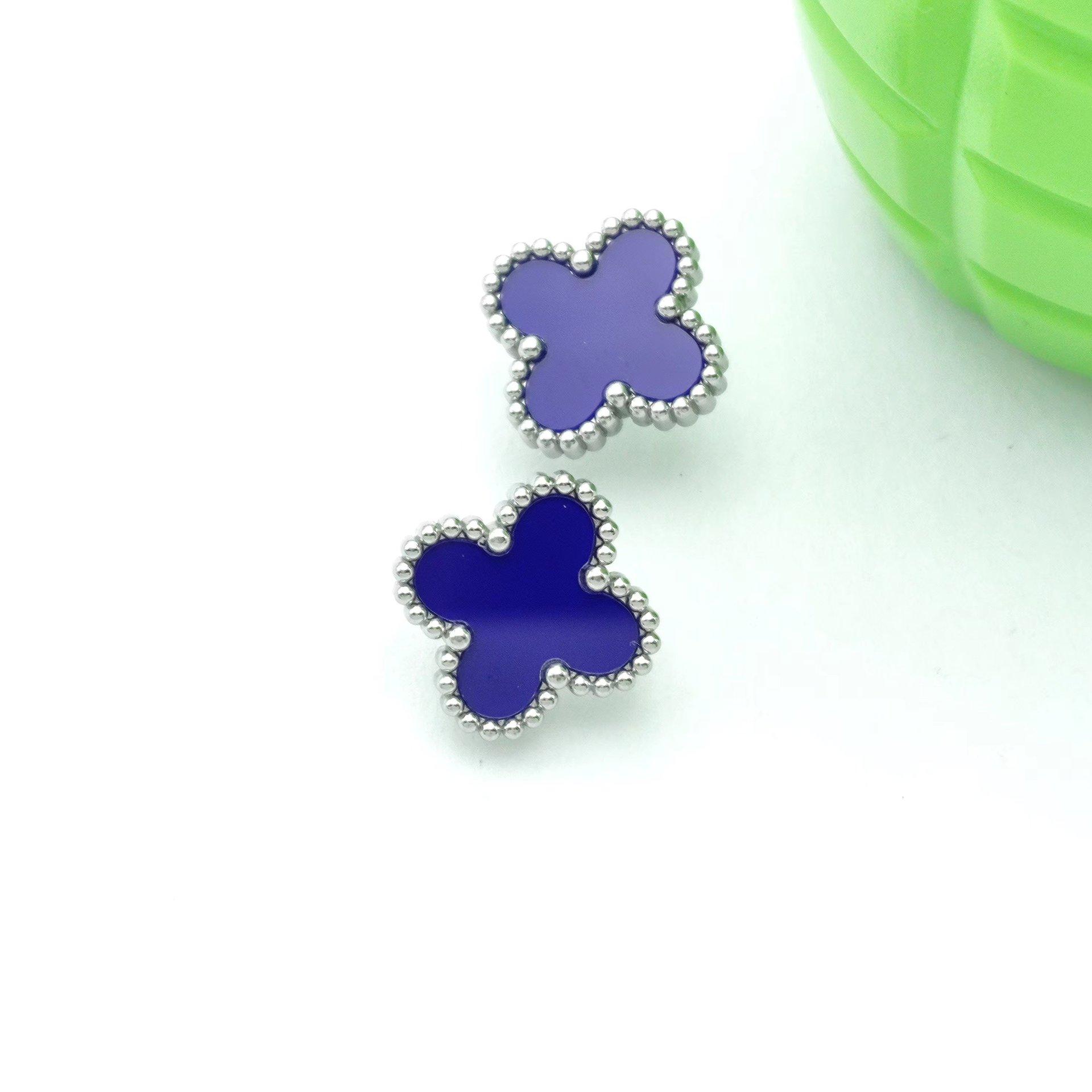 

Модные серьги с четырехлистным клевером Высококлассное чувство комфорта при поездках на работу Модные серьги Hundred Temperament Женские серьги