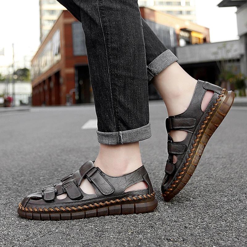 Neue Sommer Leder Herren Sandalen Mode Atmungsaktiv Freizeit Schuhe Herren Weiche Sohle Outdoor Strand Sandalen Römische Pantoletten Große Größe 47