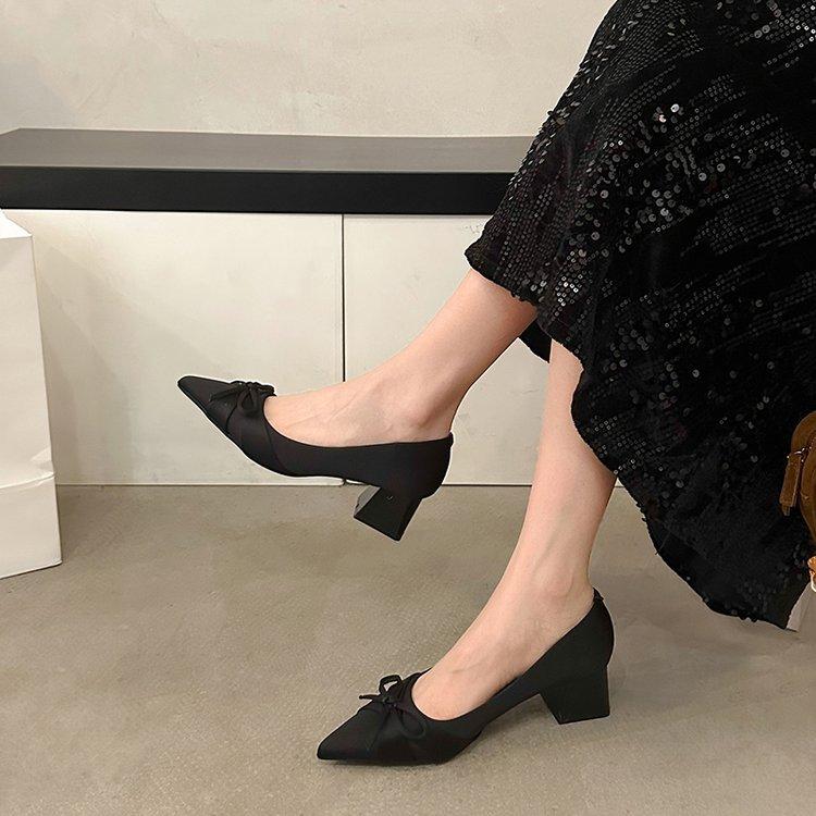 [Youshilai] Korean version of pointed-toed shallow-mouth rhinestone high heels for women's 2025 spring new skirt versatile single shoes