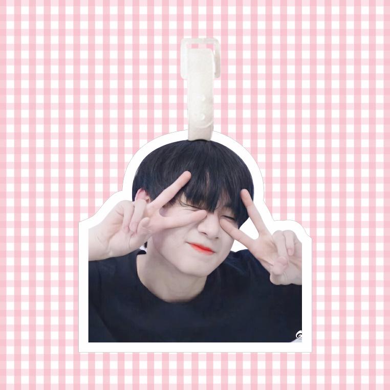 Yao Chen Fan Alliance R1SE Backpack Pendant & Star Keychain Ornament