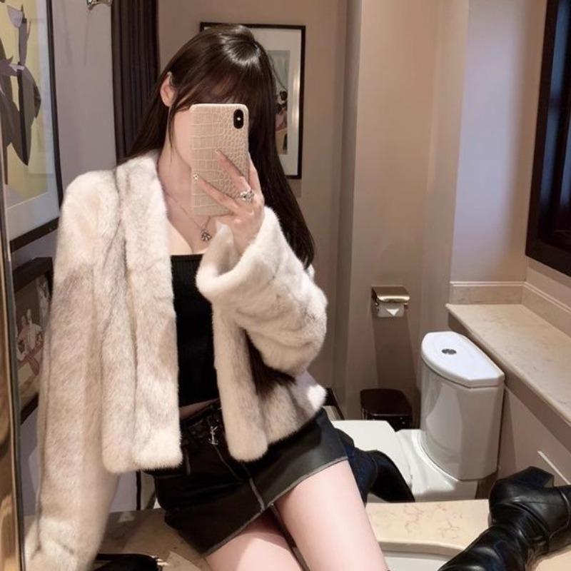 

Милое зимнее пальто из искусственного меха для женщин, уютное, толстое, на плюшевой флисовой подкладке, модная верхняя одежда для миниатюрных L