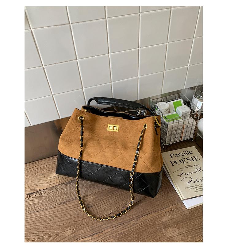 

Retro premium chain underarm bag women s bag 2025 new suede tote bag large capacity shoulder bag