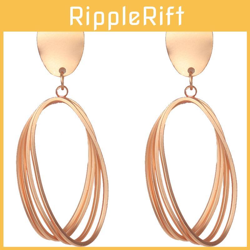 Chic Geometric Gold Earrings For Women Fashionable Statement Jewelry Piece