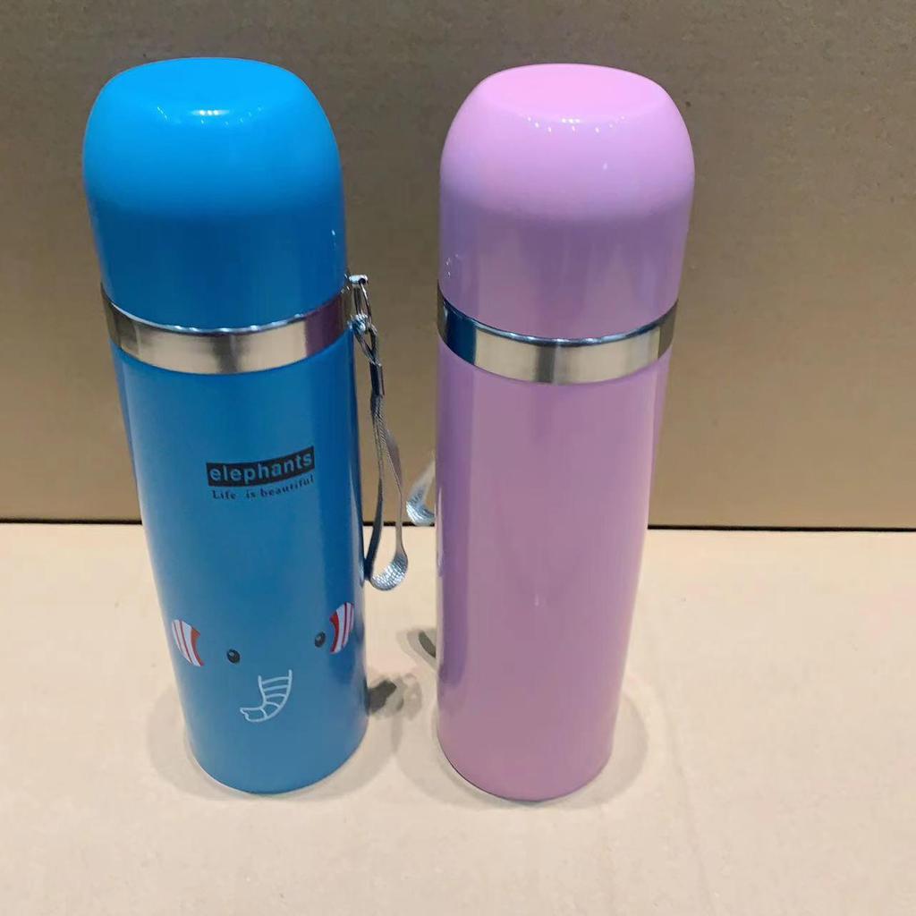 Dwuarurowy kubek sportowy na wodę ze stali nierdzewnej 304, izolowany próżniowo, z zakrętką typu bullet, personalizowany