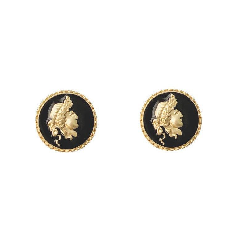 Hong Kong Style Retro Temperament Portrait Earrings 111 Silver Needle Design Sense Geometric Stud Earrings Sweet and Cool Style Earrings