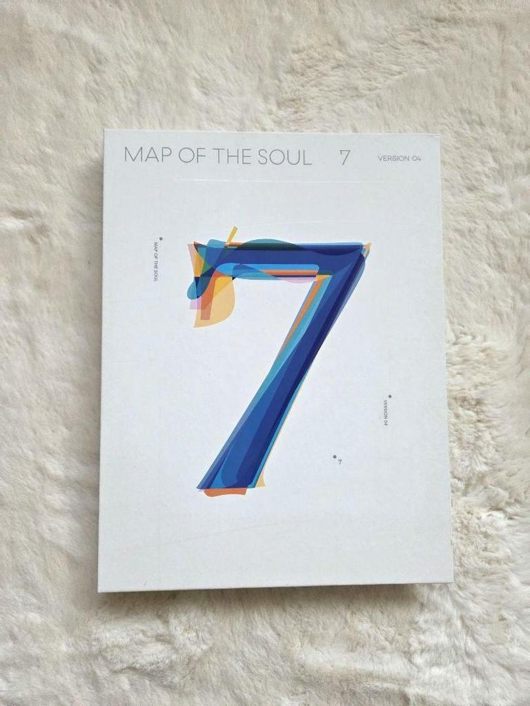[USED] BTS MAP OF THE SOUL 7 VERSION 04