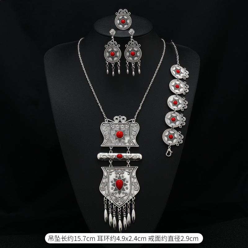 Long Tassel Necklace Vintage Exotic Bohemian Vacation Bracelet Earrings Travel Photography Suit Women