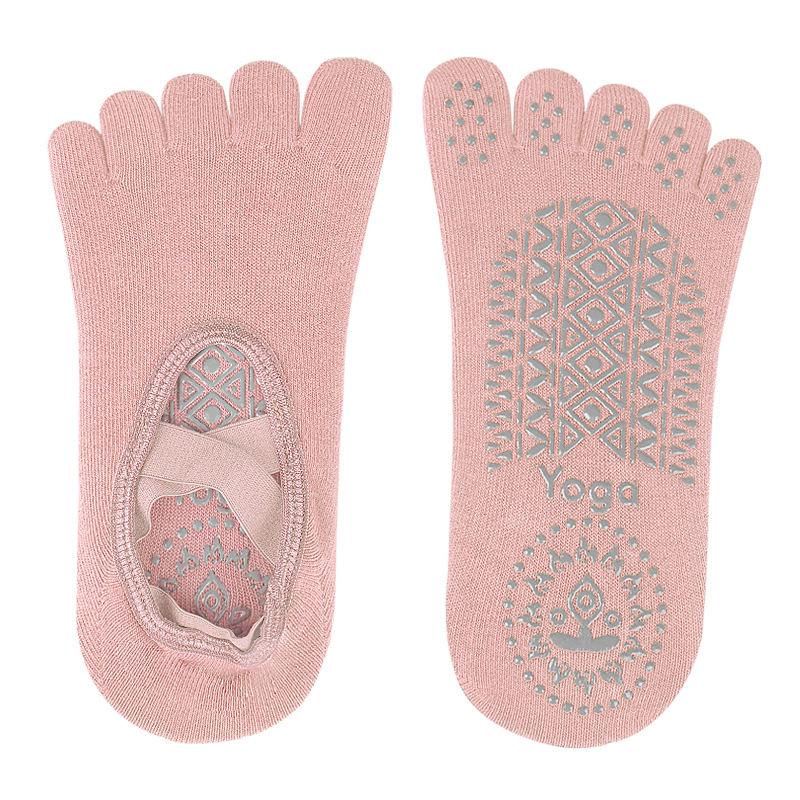 

Five-Toe Strap Yoga Socks with Heel Protection and Anti-Slip Gel for Indoor Fitness and Dance One Size тілесний