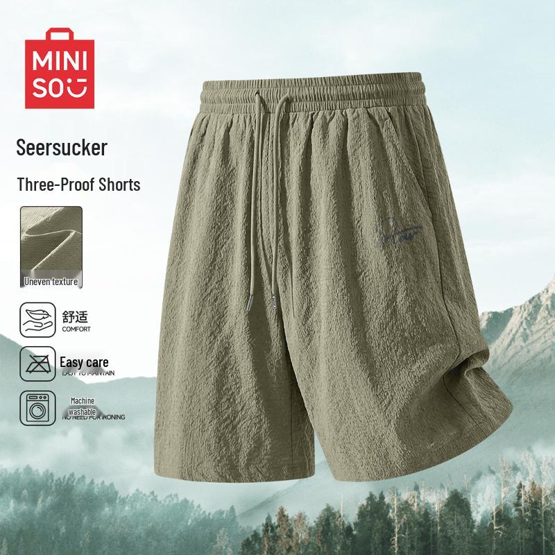 MINISO Men s Summer American Retro Style 3-Proof Textured Shorts M