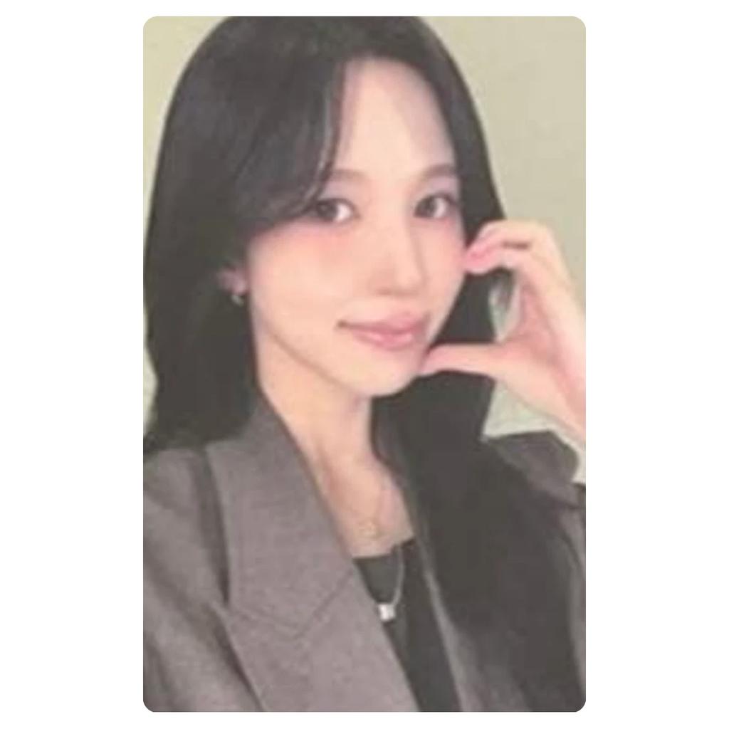 TWICE CARD FOTO SEZONUL SALUTĂRILOR 2026 OFICIAL JYP Fani