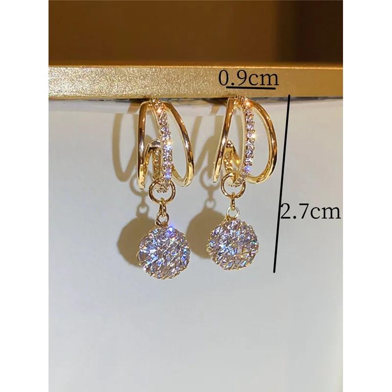 2 fashionable and personalized women's hollowed out zircon earrings for daily dating accessories