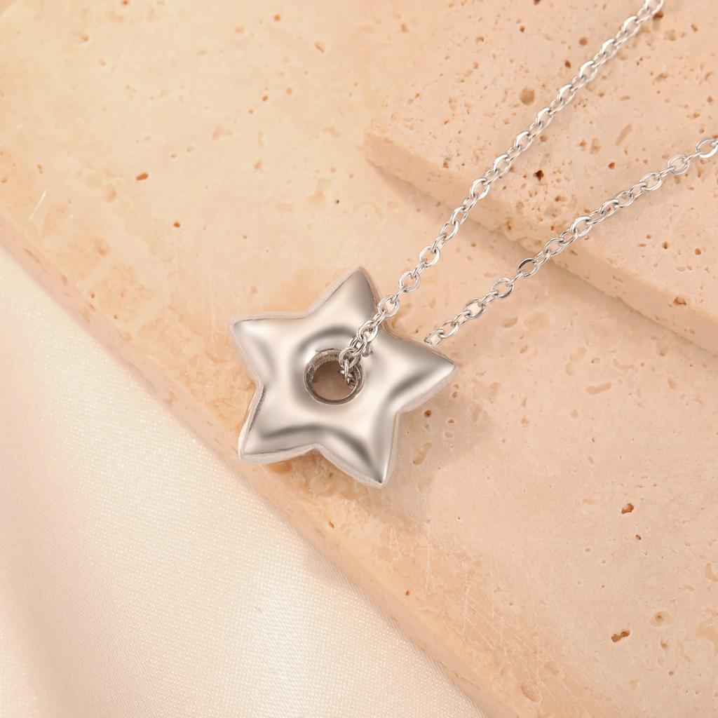 Chunky Star Pendant Necklace Stainless Steel Neck Chains for Women Minimalist Jewelry Year Gift
