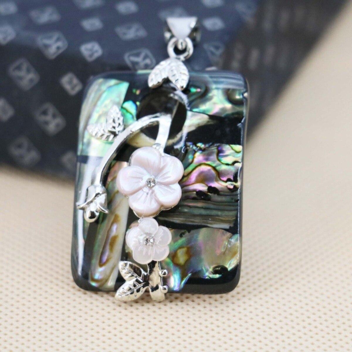 

30X40mm Прямоугольник Натуральные Морские Ракушки Морские Ракушки Материал Подвески Аксессуары Серии Женщины Девушки Подарки Цветочные Бусины Изготовление Ювелирных Изделий