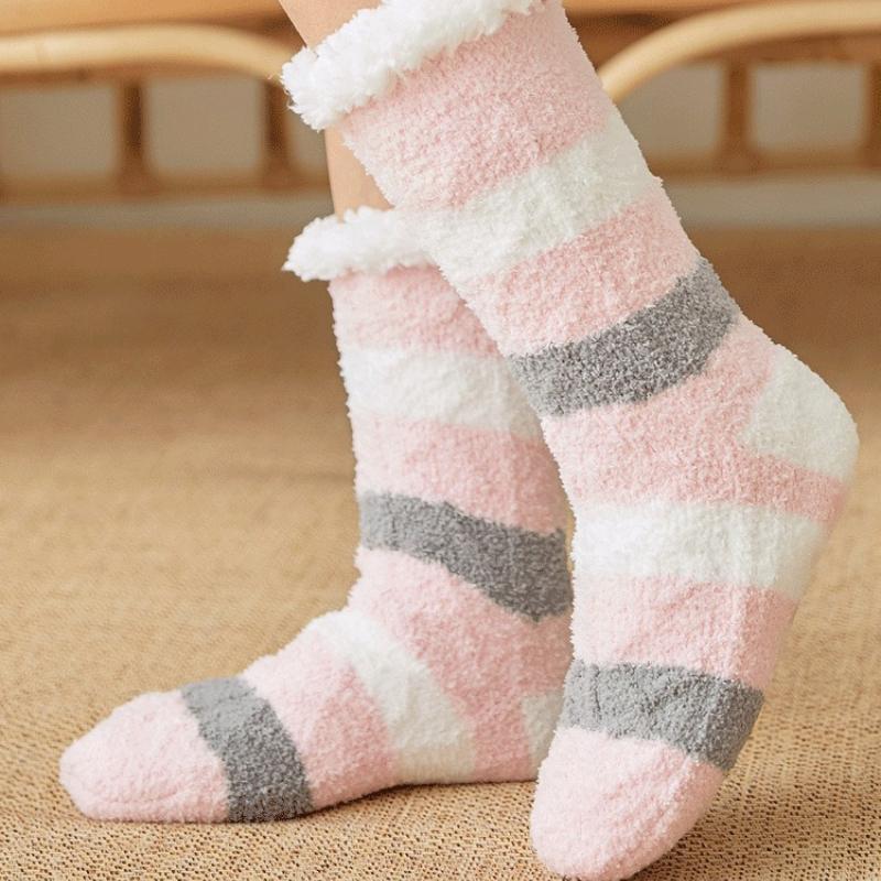 Winter Plüsch Frauen Boden Socken Warme Weiche Korallen Fleece Gestreiften Bequeme Nicht-Slip Thermische Weibliche Socken