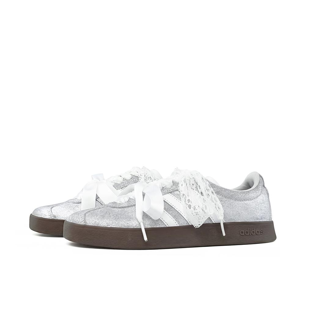 adidas VL COURT 2.0 Sweet Silver Whisper, Special Shopping Bag Lightweight Low Top Skateboard Shoes Unisex Silver White JS3003(Team920-BOX)