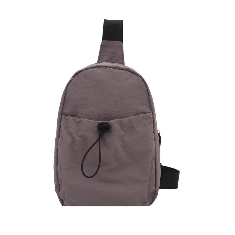 This year's popular solid-color bag women's 2025 new breast bag trendy sports single shoulder simple oblique span casual mobile phone bag