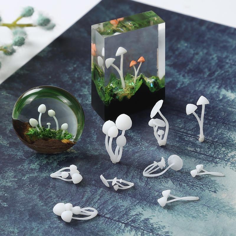 3d Mini Mushroom DIY Crystal Drop Glue Seal Silicone Mold Filler Three-dimensional Simulation Mini Small Mushroom