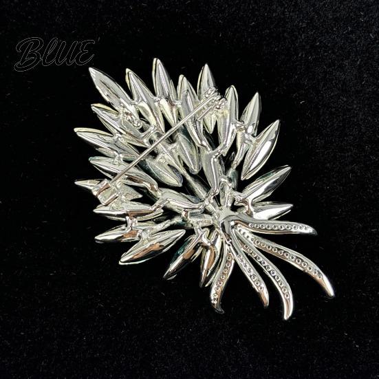 Decorative Pin Brooch Irregular Wheat Design Sparkling Rhinestones Zinc Alloy